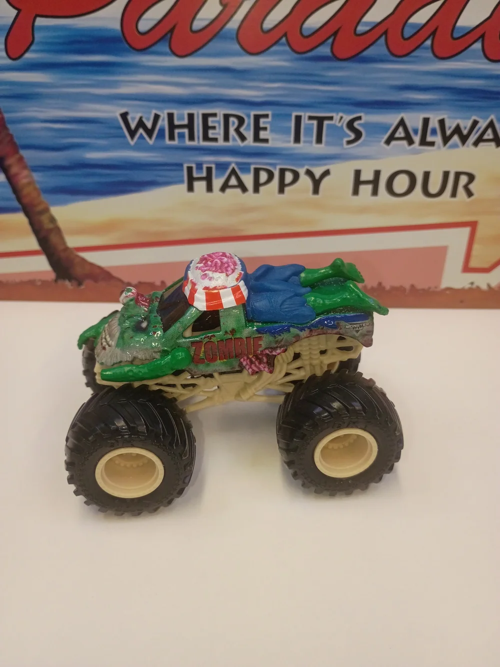 Monster Jam Green Zombie With Arms And Legs Guts 1:64 Scale